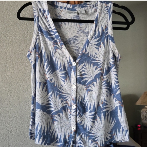 Rachel Zoe Sleeveless Blue Palm-Print Button Front Top - Picture 3 of 6